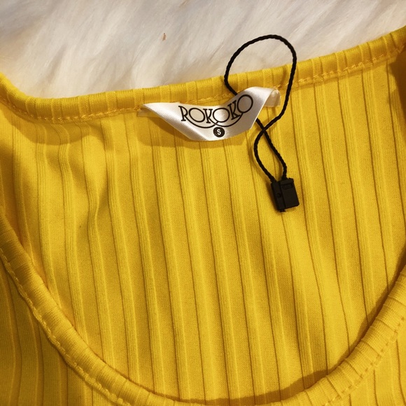 Yellow Ribbed Crop Top - Picture 3 of 4